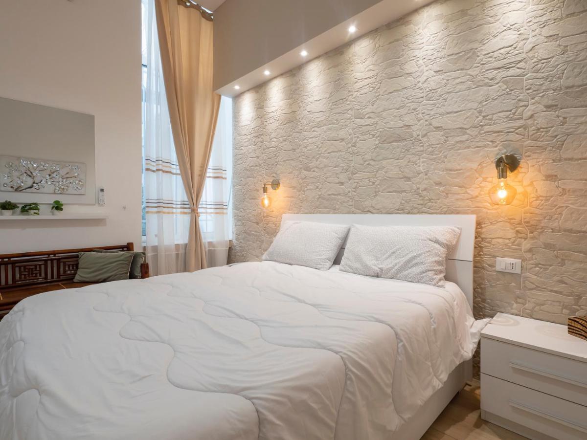 White Loft Near Duomo Orti 14 Apartment Milano Ngoại thất bức ảnh